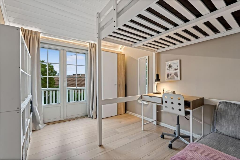 Sorlandsferie Naer Svaberg, Og Strender! Villa *